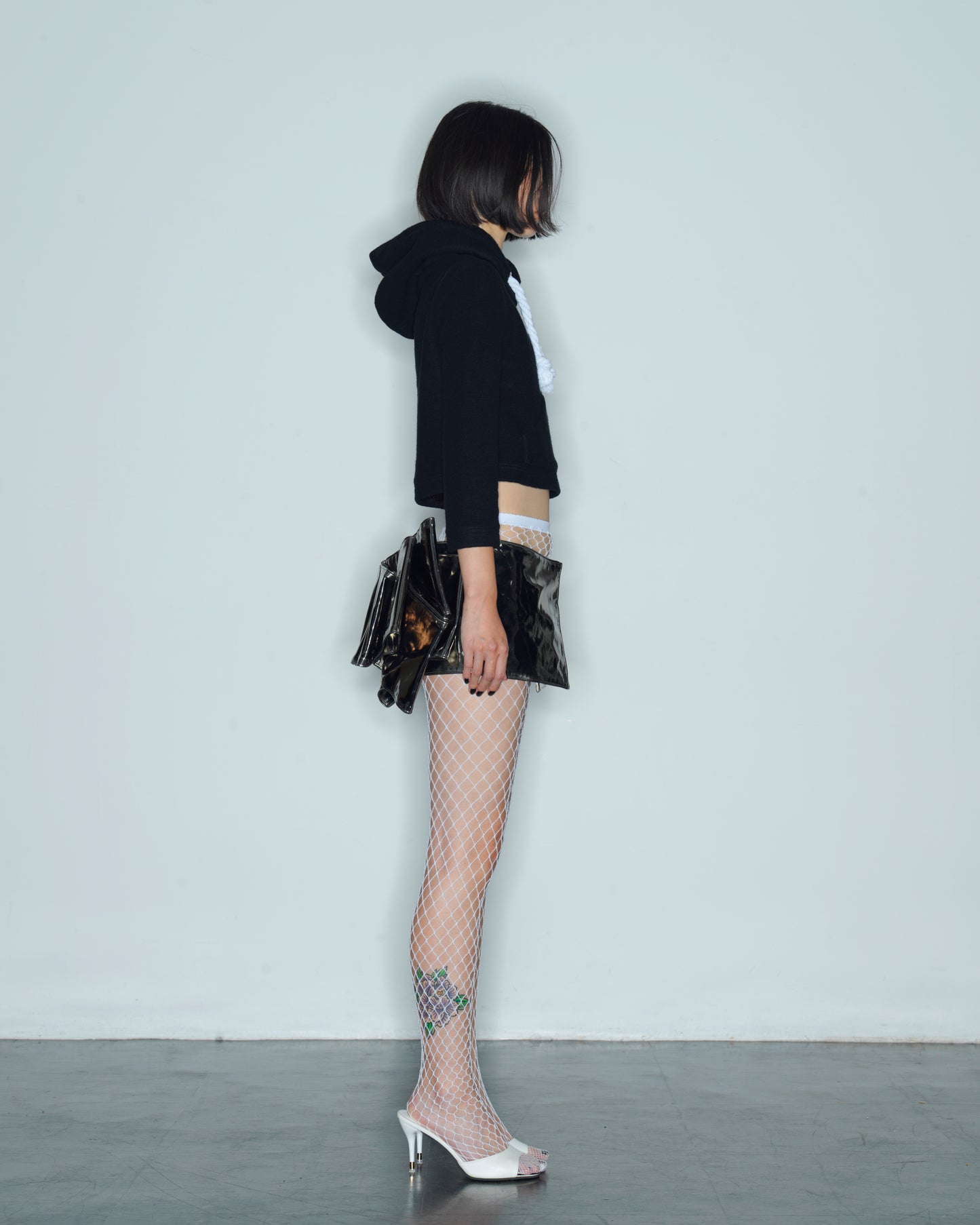 DOLL HOODIE BLACK