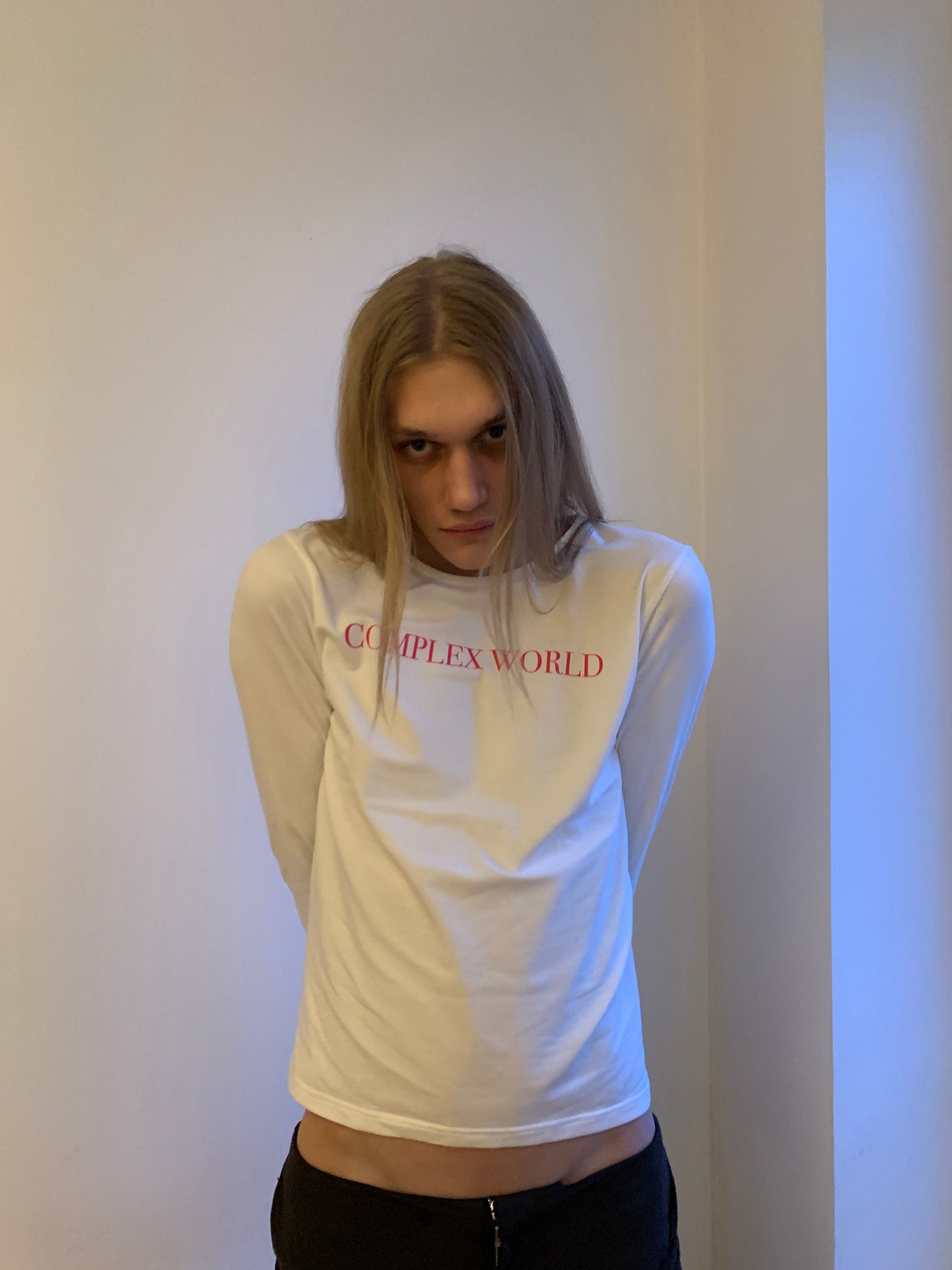 LONG SLEEVE White